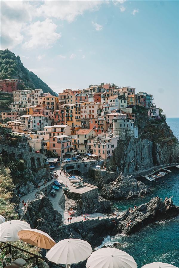 Manarola, a cliffside village in Cinque Terre, Italy