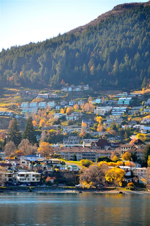 Lakeside town in the hills, New Zealand